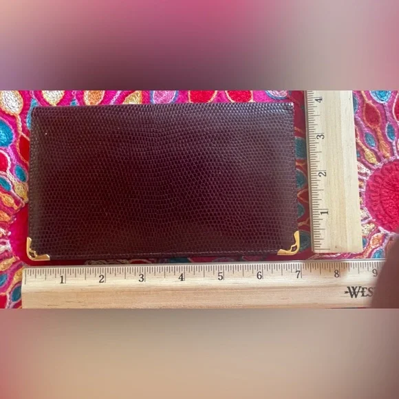 Beautiful Cartier Bordeaux burgundy leather wallet with gold hardware. EUC 7x4” - Picture 1 of 11